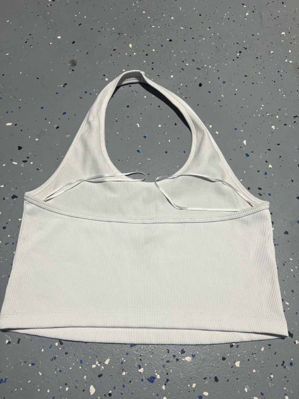 H&M White Ribbed Halter Crop Top - Picture 2 of 4